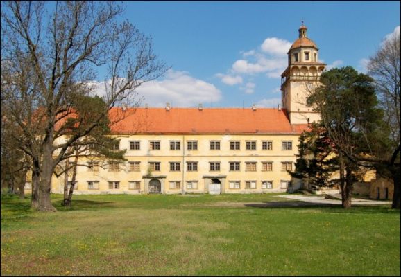 zámek moravský krumlov