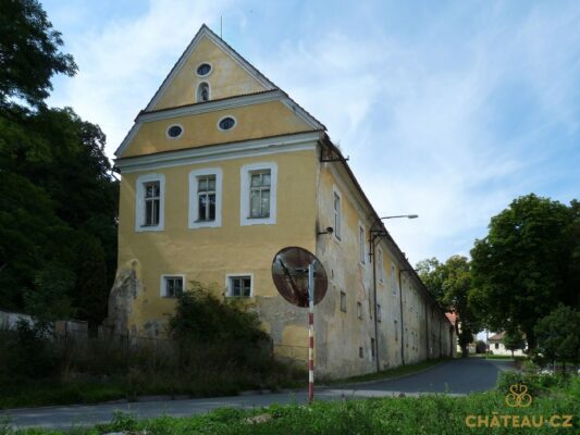 zamek-choustnik-chateau-cz-0010