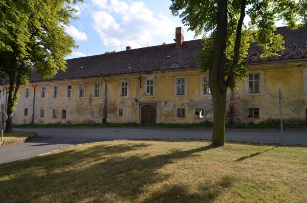 zamek-choustnik-chateau-cz-0013
