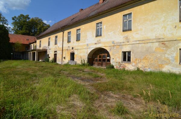 zamek-choustnik-chateau-cz-0019